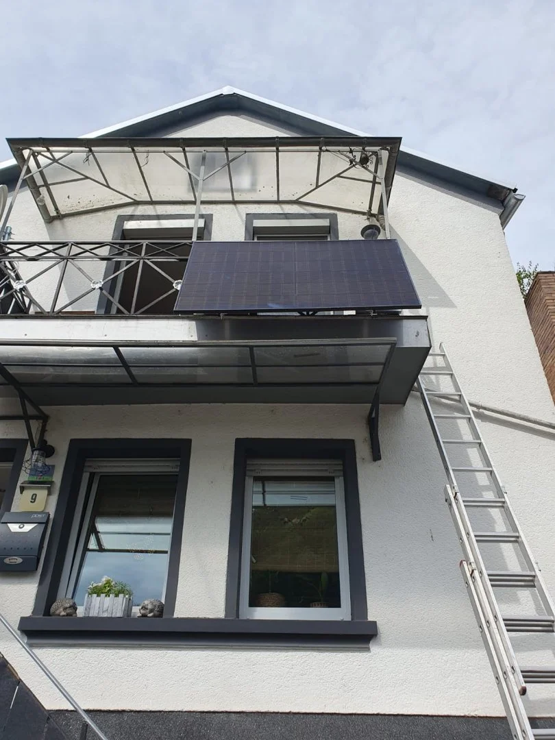 Solarmodul an einem Haus in Dausenau installiert